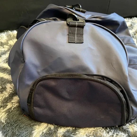 Herschel Supply Co. Novel Duffel Studio Navy Blue EUC - Picture 6 of 12